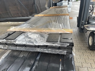 Ca. 50x Grenen Design Profiel Zwart Gecoat, 18x140mm, lengte 510cm